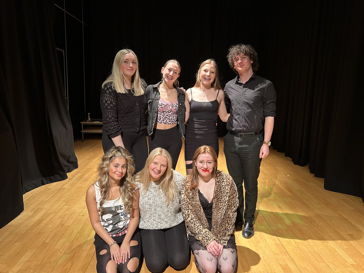 Fantastic performances from our NPA musical theatre pupils who performed their showcase today. #talent #proudteachers @msbailliedrama