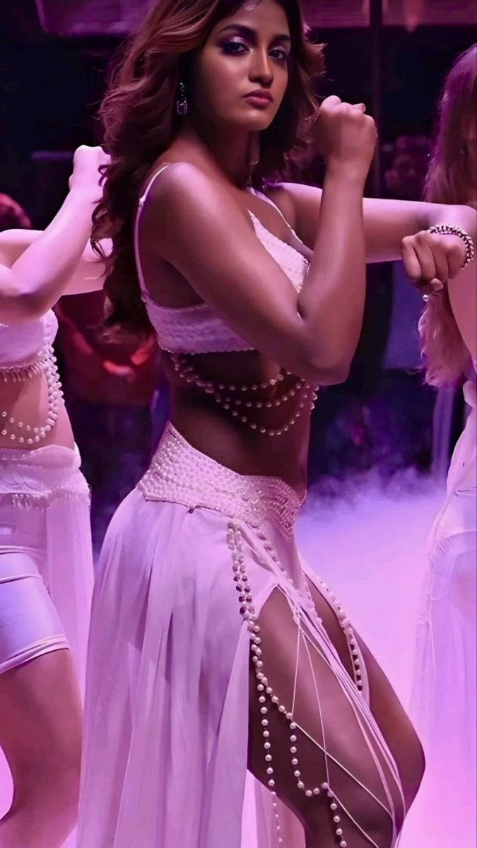 jollyah09's tweet photo. Sexy Dusky Dimple Hayathi 🥵🥵🥵🔥🔥🔥 https://t.co/XdocTuVceV
