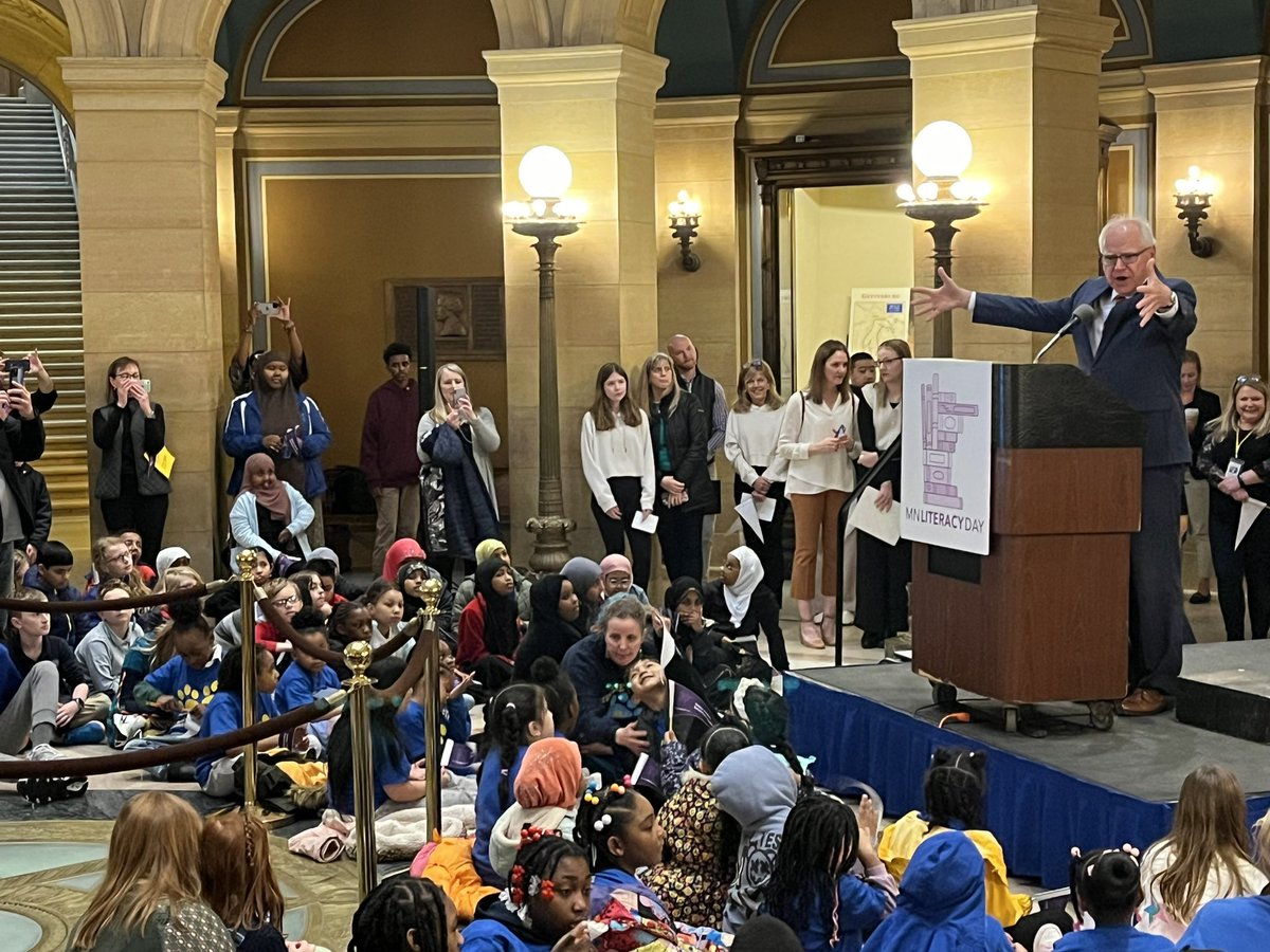 Great rally today for MN Literacy Day! Thank you Heather Edelson and @ErinMayeQuade and @GovTimWalz for your reading leadership!