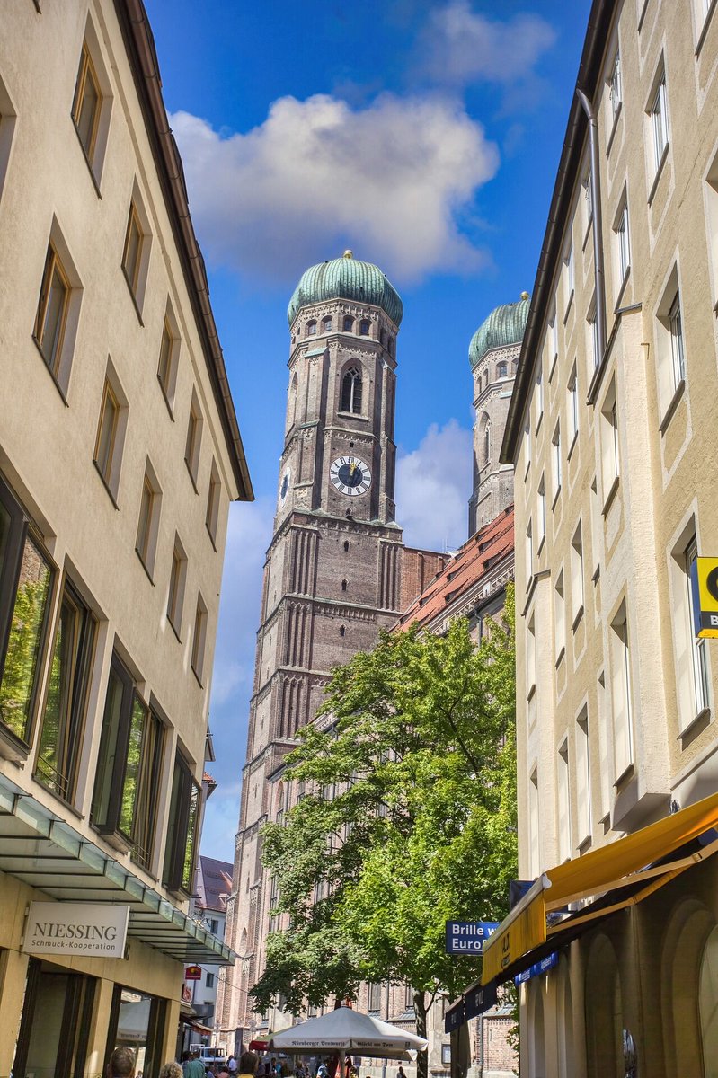 #Frauenkirche #Frauenplatz #München #Bavaria #Germany