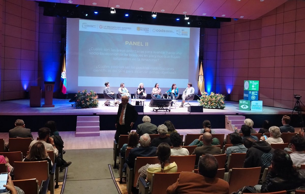 theamazonwewant's tweet photo. 🔵 #EventosSPA
Nuestra segunda discusión sobre sociobioeconomía incluye las intervenciones de expertos/as de @coicaorg, @WWFColombia, @inst_humboldt, @gaiaamazonas y @AmazonTeamOrg en la búsqueda de alternativas para una Amazonía sostenible. https://t.co/wYs4wTqOQC