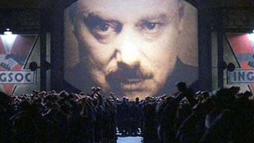 Ferruccioapnea's tweet image. mi ricorda qualcosa 
vero #pdnetwork? siete la vergogna del centro con la vostra tessera.
il grande Enrico era comunista voi avete votato l'equiparazione con il nazismo 
ipocriti