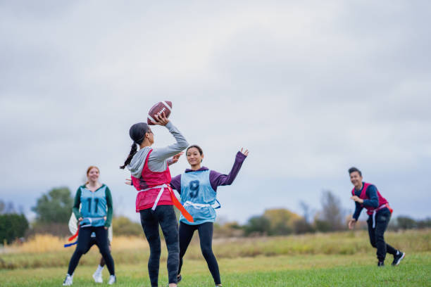 EBFlagFootball's tweet photo. Girls, join our EBFF Girls Flag Football team and show off your skills on the field! With practices every Wednesday at Oakland International High School and league games starting on April 19th, our team is open to grades 6-10 and all skill levels. Call us today at (510) 857-3142. https://t.co/FVvEpEakqe
