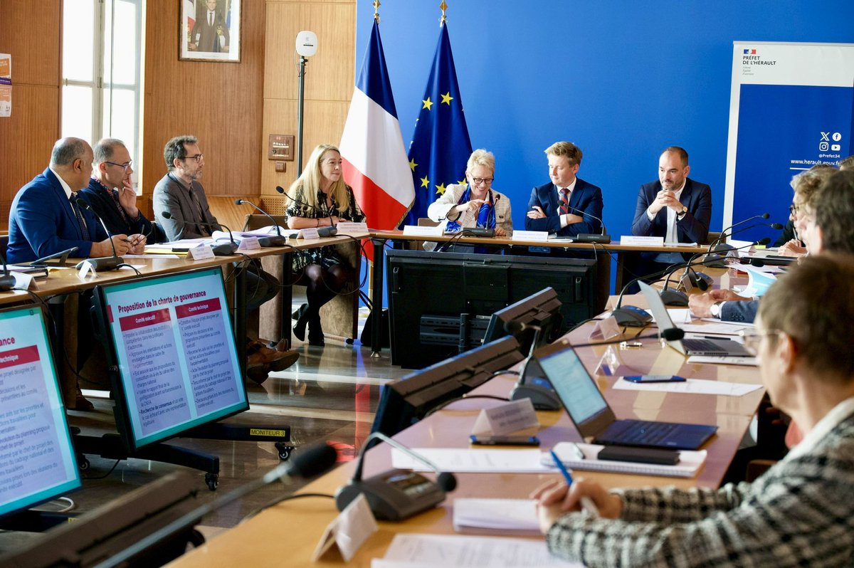 MatPardell's tweet photo. Lancement préfiguration, dans l’Herault, du service public départemental de l’autonomie. Des actions ambitieuses au service des personnes en perte d’autonomie. Partenariat exemplaire entre @ARS_OC @Heraultinfos et acteurs engagés @LaurenceCristol @CHU_Montpellier @CarsatLR https://t.co/Q39f6OZlBS