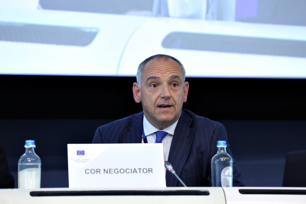 👏 Habemus unanimous support of the @EU_CoR to sign the interinstitutional agreement for an Ethics Body! Well negotiated @Luca_Menesini 🙌 #CoRPlenary More: 🗞️ec.europa.eu/commission/pre…