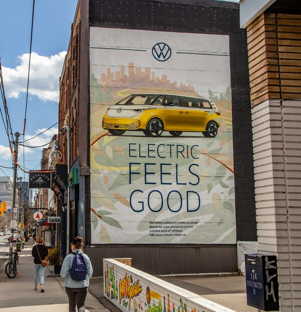 .@VWcanada dévoile des murales antipollution pour un avenir plus durable ow.ly/tphM50Rio1v via @CisionCa #CleanTech #SustainableTech #RandD #SRED #CanadaTaxCredit #BusinessFunding #CanadaBusiness #RSDE