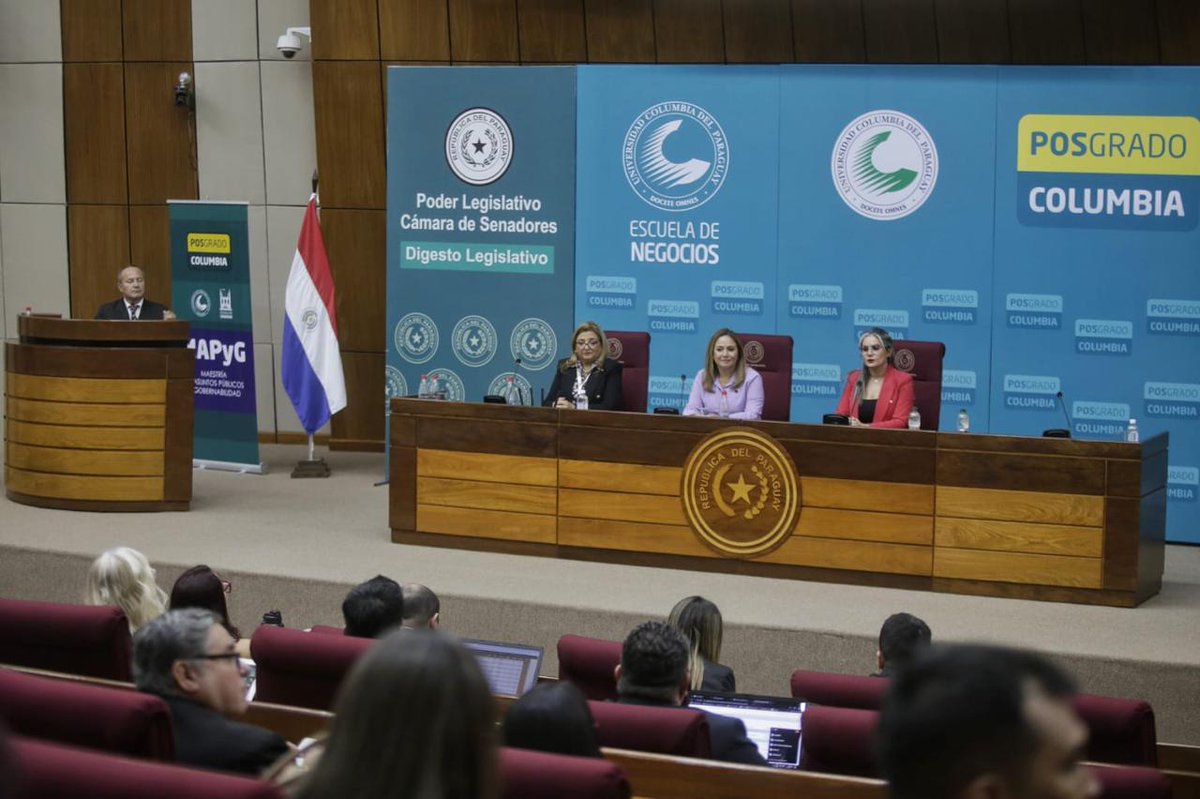 agparaguay's tweet photo. La defensora general @segoviaml @MDP_py participó como disertante en Curso de Maestría del posgrado de la Universidad Columbia que se desarrolló en la Sala Bicameral del Congreso Nacional,  sobre el tema "Estado de Derecho y Derecho a la Defensa" y participaron estudiantes Maestría en Asuntos Públicos y Gobernabilidad del Posgrado de la Universidad Columbia.

Fue en el módulo referente al Análisis Político y Estrategias.
