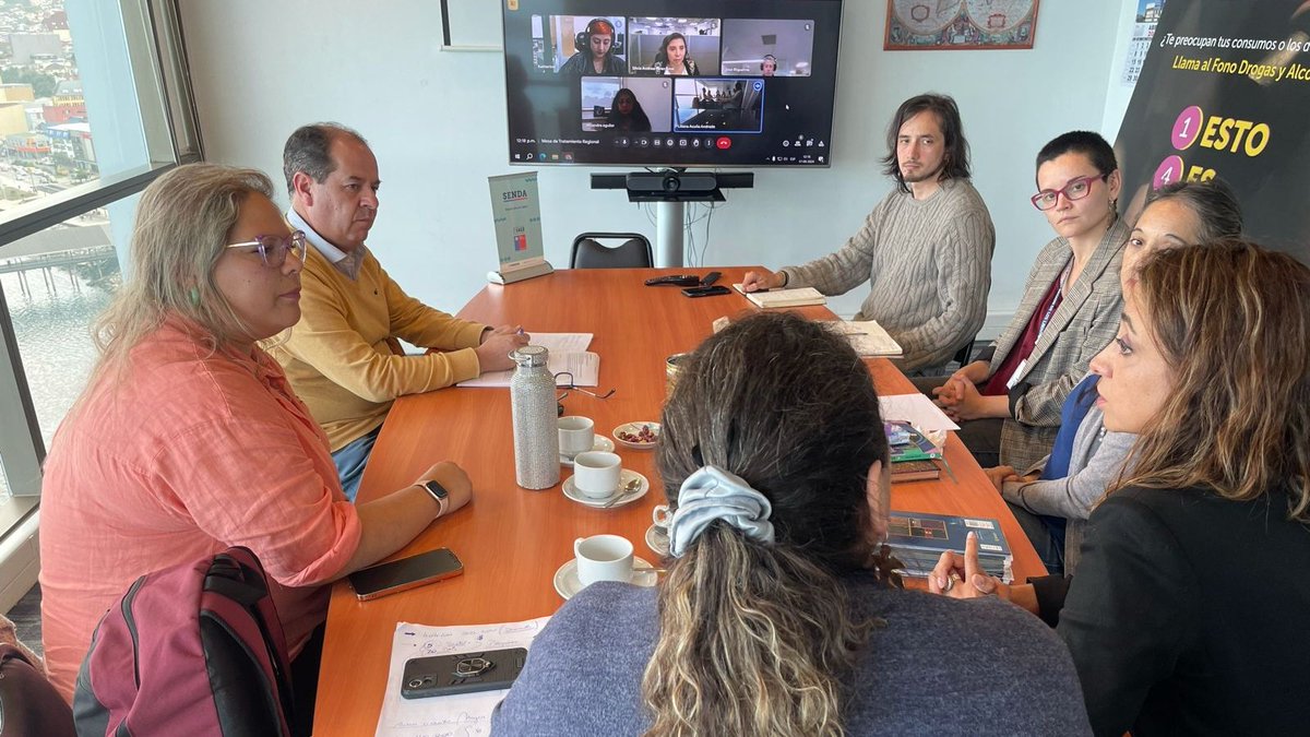 Hoy se reunieron integrantes de la mesa de tratamiento regional, en la que participaron representantes de @SSDelReloncavi  @SSaludOsorno @SaludChiloe @SenameLosLagos @servproteccion @Gendarmeria_CL de Los Lagos 

@Senda_gob