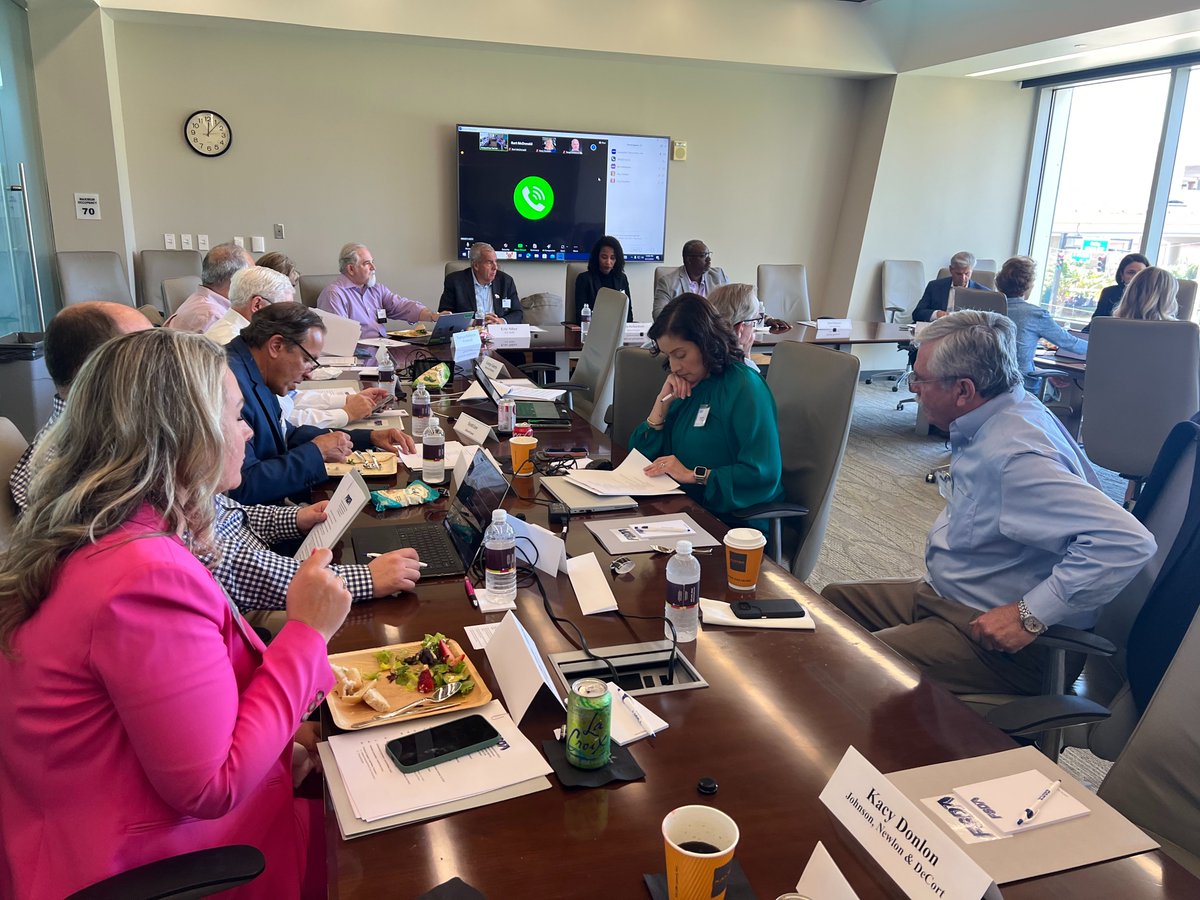 FSDA2019's tweet photo. On the Move! Our hard working FSDA board are at work this morning
Advocacy . Collaboration . Education
https://t.co/pn507sbHir
#leadership #professionals #FSDA https://t.co/YfEDlPXsrT