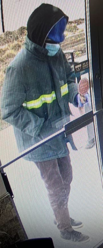 RCMPAlberta's tweet image. #CanYouHelp? #Airdrie RCMP responded to a pharmacy robbery on Railway Ave; 3 males demanded pharmaceuticals and fled in a silver Chrysler 300. Contact Airdrie RCMP 780-945-7267 with any info. Do not approach as they are considered armed and dangerous, call 911.