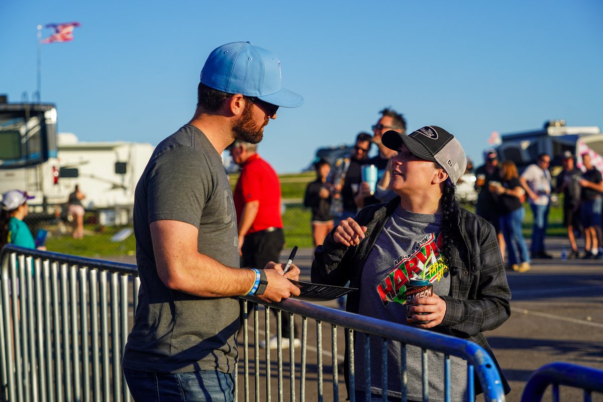 Whose autograph did y'all get on race weekend? ✍🏻 #NASCARatCOTA | #YALLIN