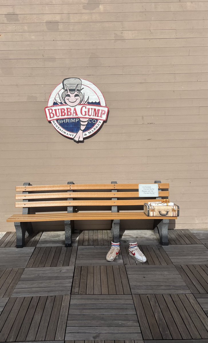 lecture_mindset's tweet photo. Yesterday we spent an enjoyable morning at the California Academy of Science, learning about environmental issues and sustainability. Followed by an evening meal @BubbaGumpCo https://t.co/xSzGT1pfKl