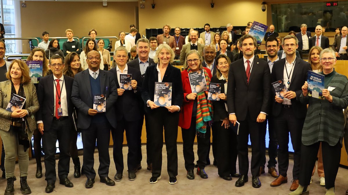 Martiniquais, je connais la valeur de l'Océan. C'est un enjeu de développement, de souveraineté alimentaire, de transport et de production d'énergie. Il est notre quotidien. Merci @CathChabaud pour ton combat au Parlement pour un Pacte européen de l'Océan.