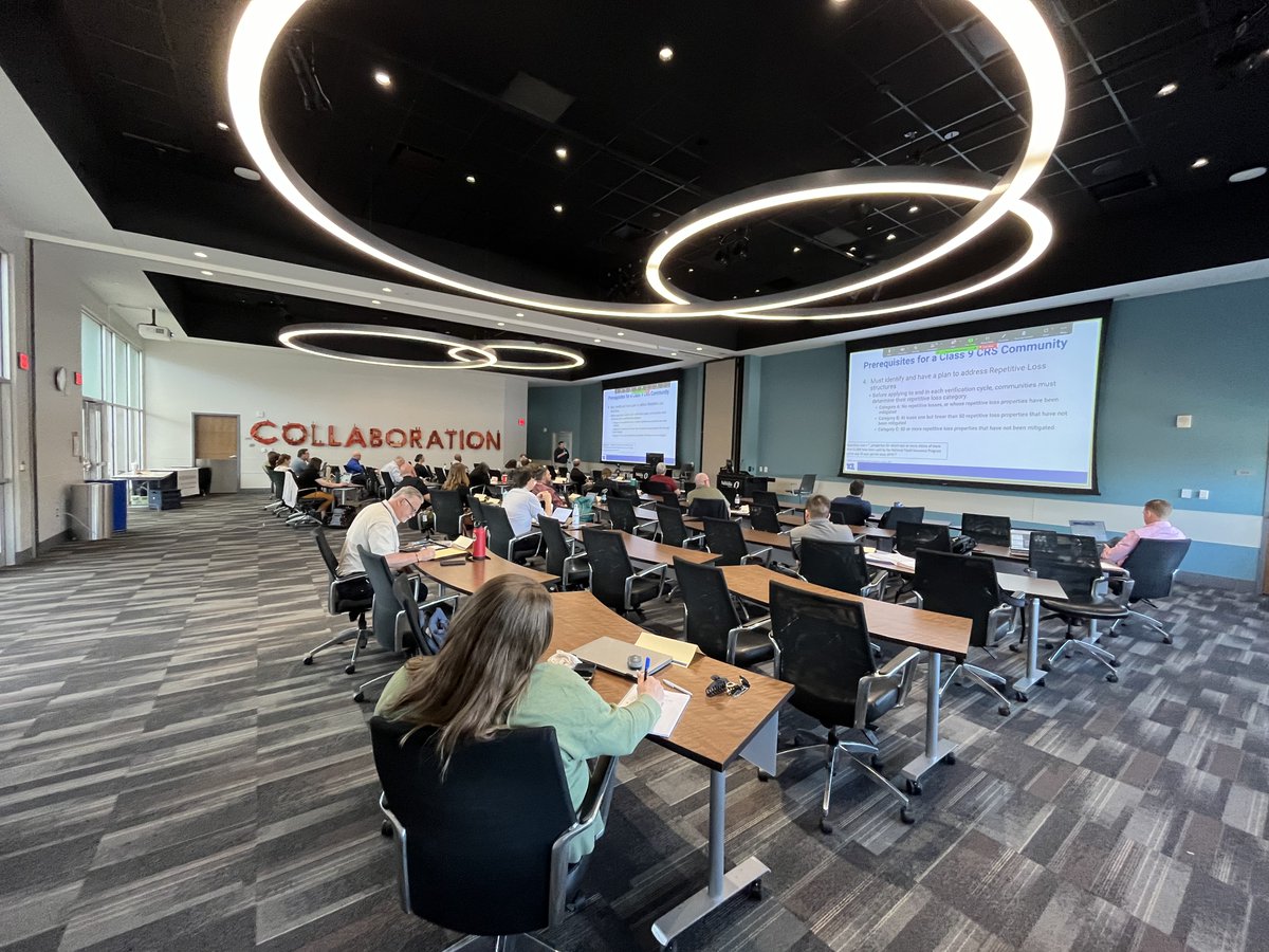 👏 Many thanx to our Natl Flood Ins. Program (NFIP) coordinators from IA, KS, MO, NE for hosting a 2-day symposium @UNOmaha on topics re: NFIP, floodplain mgt. & mitigation strategies. We were glad to present/hear info to help build resilient communities! #MitigationMatters