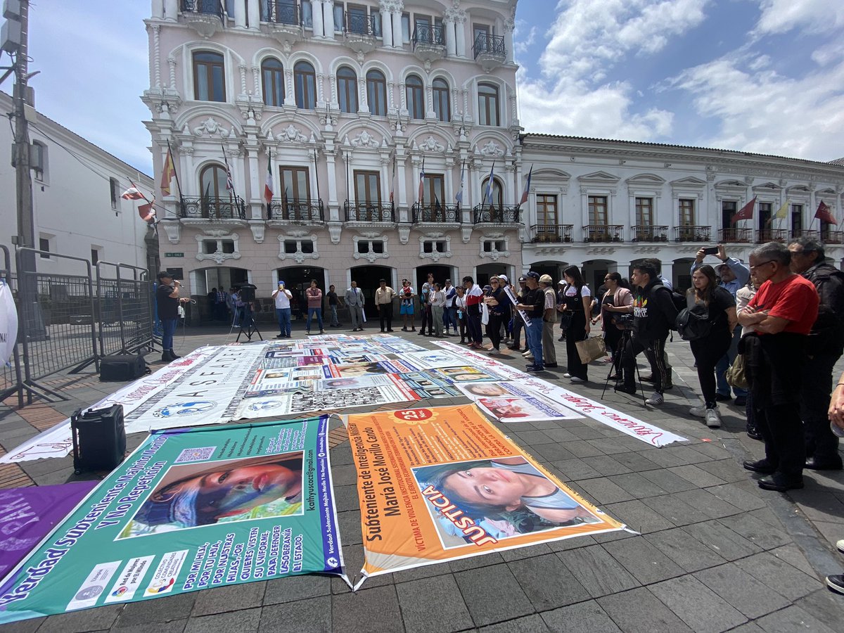 En abril también se recuerda a María José Morillo Cando, una subteniente del <a href="/EjercitoECU/">Ejército Ecuatoriano</a>, que murió mientras realizaba el curso de perfeccionamiento militar Tigres, en el Fuerte Militar Napo. 

Sus familiares exigen que se investiguen las causas del fallecimiento de su hija.