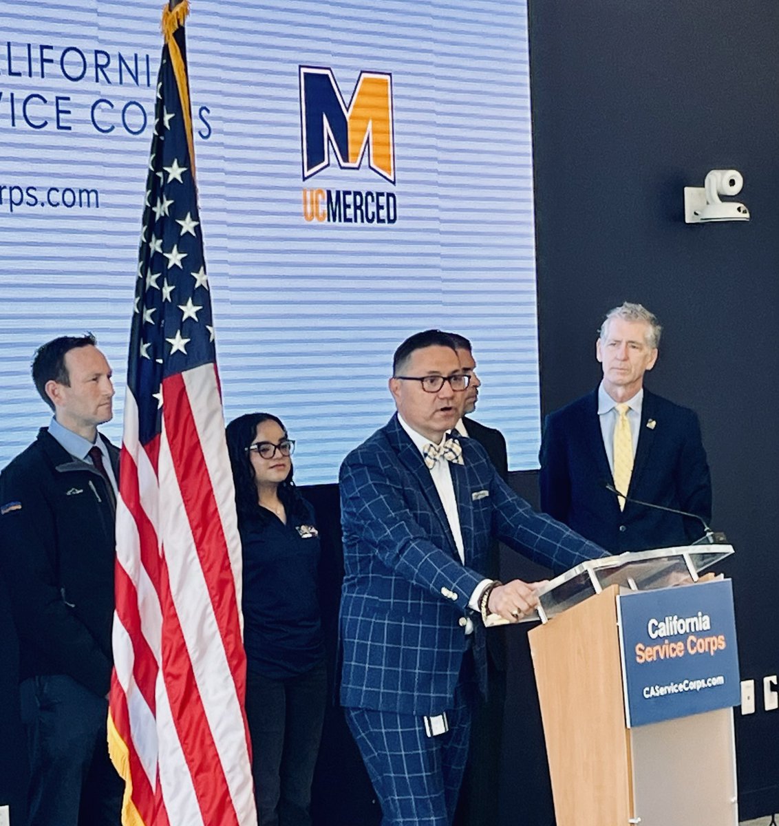 Truly exciting to have <a href="/JoshFryday/">Josh Fryday</a> at <a href="/ucmerced/">UC Merced</a> again to advance Gov. Newsom’s initiative to recruit Central Valley volunteers who will move California forward. <a href="/CalVolunteers/">California Volunteers</a> <a href="/CAgovernor/">Governor Gavin Newsom</a>