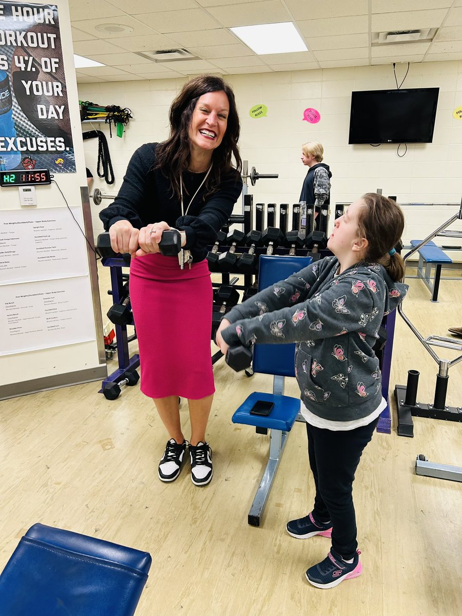 AngieEdinger's tweet image. If anyone is going to get me back in the weight room, it’s her!!! #workoutpartner