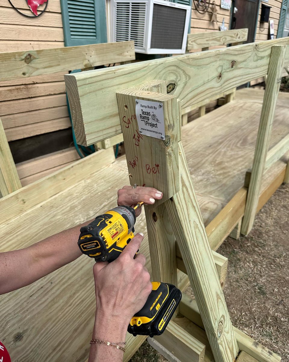 Physical Medicine and Rehabilitation (@TTUHSCPMR) residents recently volunteered with the @TexasRamps Project. The group builds wheelchair ramps for disabled or elderly people who can¹t afford to buy one. In a few hours, they provide freedom for people to leave their home again.