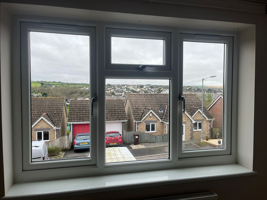 Fantastic installation of PVC windows by our Wadebridge team! Looking for top-quality glass and glazing solutions? Look no further! Contact Camel Glass today camelglass.co.uk