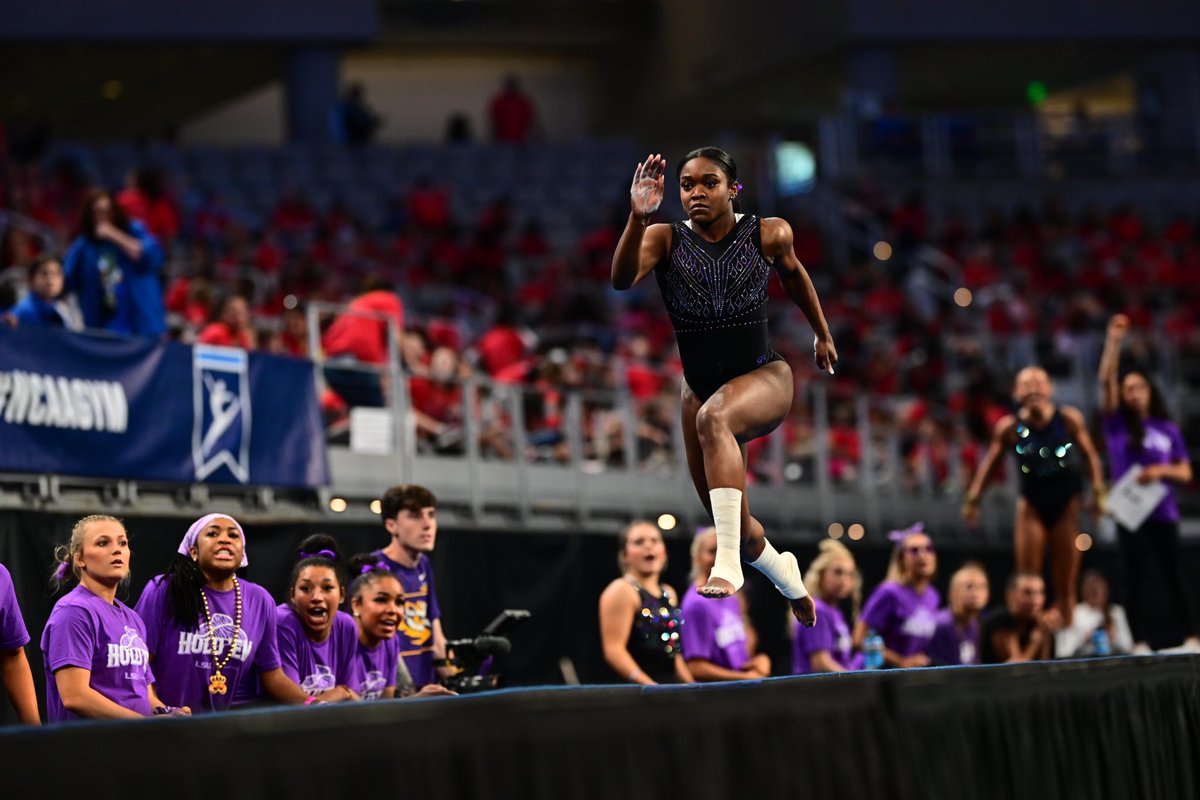 LSUgym tweet picture