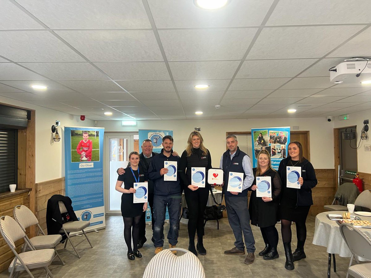 Mark and Dave travelled to Nottingham and delivered a training session for 4 Rainbow Restoration sites.👌🏼 Pictured is Jenny Mills and her team from the Nottingham depot. We are proud to announce they now have their very own defibrillator after completing training 👏🏼🙏💙