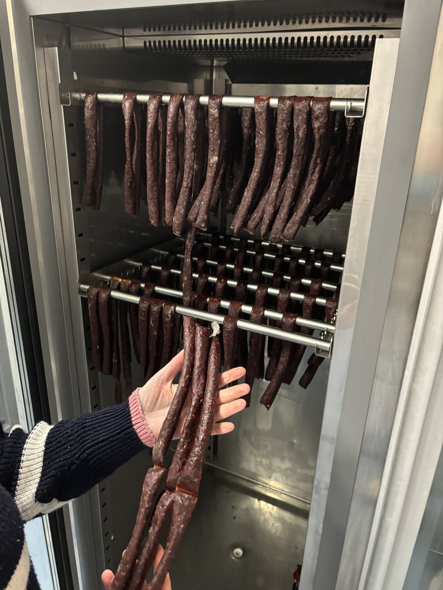 dan_lydiate's tweet photo. Apprentice for the day 🫡 Our chilli beef sticks #droewors. Hand made from my pedigree herd of Welsh black cattle 🏴󠁧󠁢󠁷󠁬󠁳󠁿 🐃a healthy protein snack without the nasty preservative plenty more made today and in stock  click the link #21gproteinperstick 💪🏻🪵🥩🫡 https://t.co/Txh7kNkHzp https://t.co/80uASmDYFk