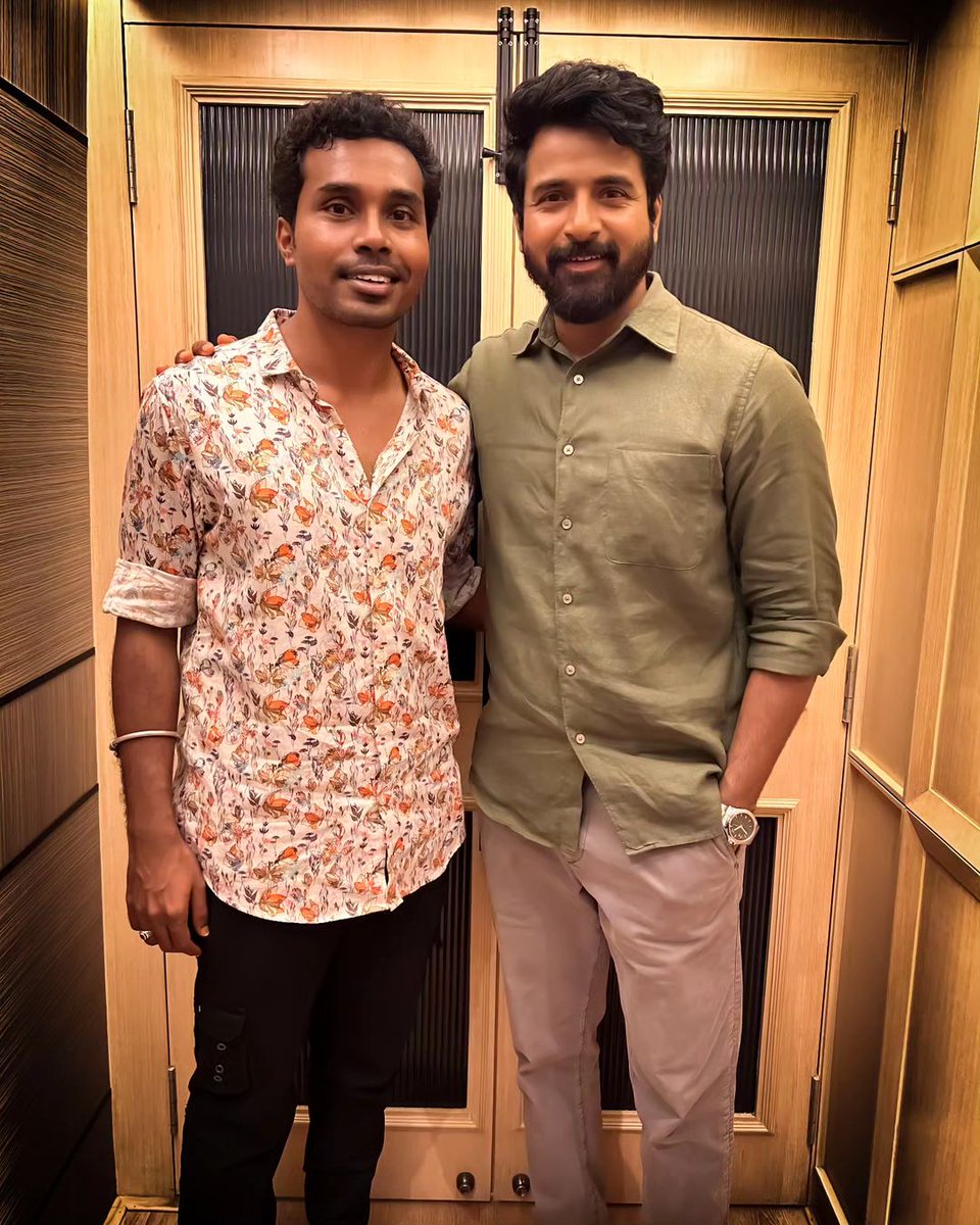 Recent pic of our #SK @Siva_Kartikeyan Annan 📸 #SK23