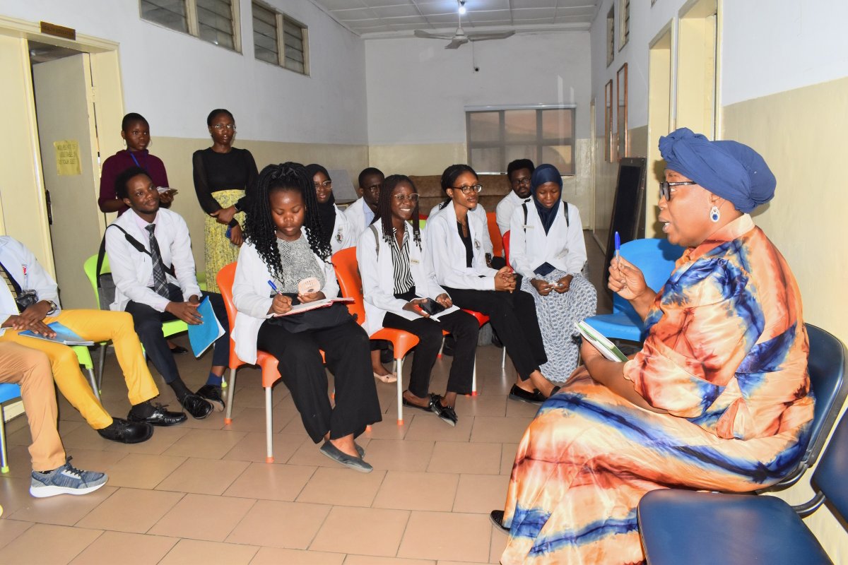 actionhealthinc's tweet photo. This week we had a group of eleven 500-level medical students participate in a training to learn about providing health services to adolescents and youth.

#ActionHealthInc #SDG3 #AYFHS #YouthFriendlyHealthServices https://t.co/T6CPdiKg5V