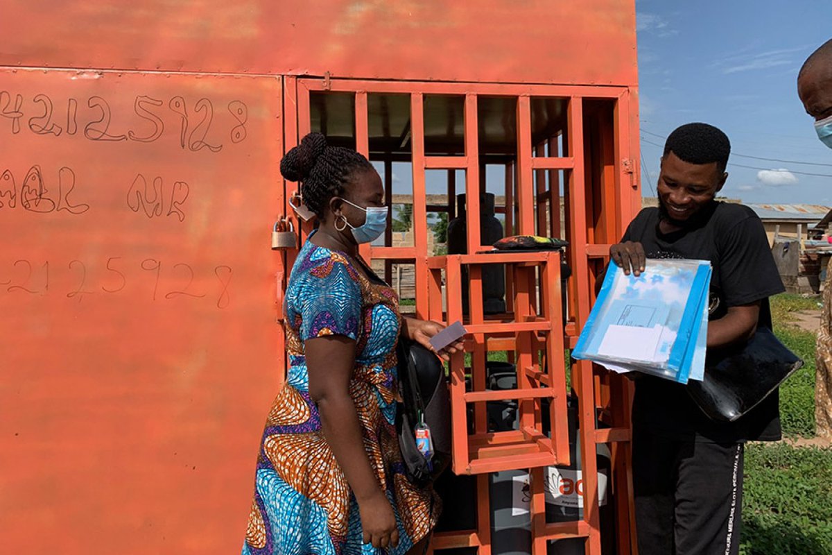 kamp_cees's tweet photo. Q&amp;A: Claire Walsh on how J-PAL’s King Climate Action Initiative tackles the twin climate and poverty crises https://t.co/NHybczkd6o https://t.co/ozgUWvQoGo