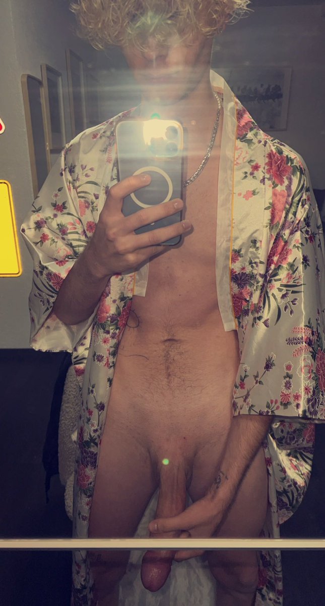 yoursnackboy's tweet photo. @cedriconlyfans https://t.co/43cL2LyFS4