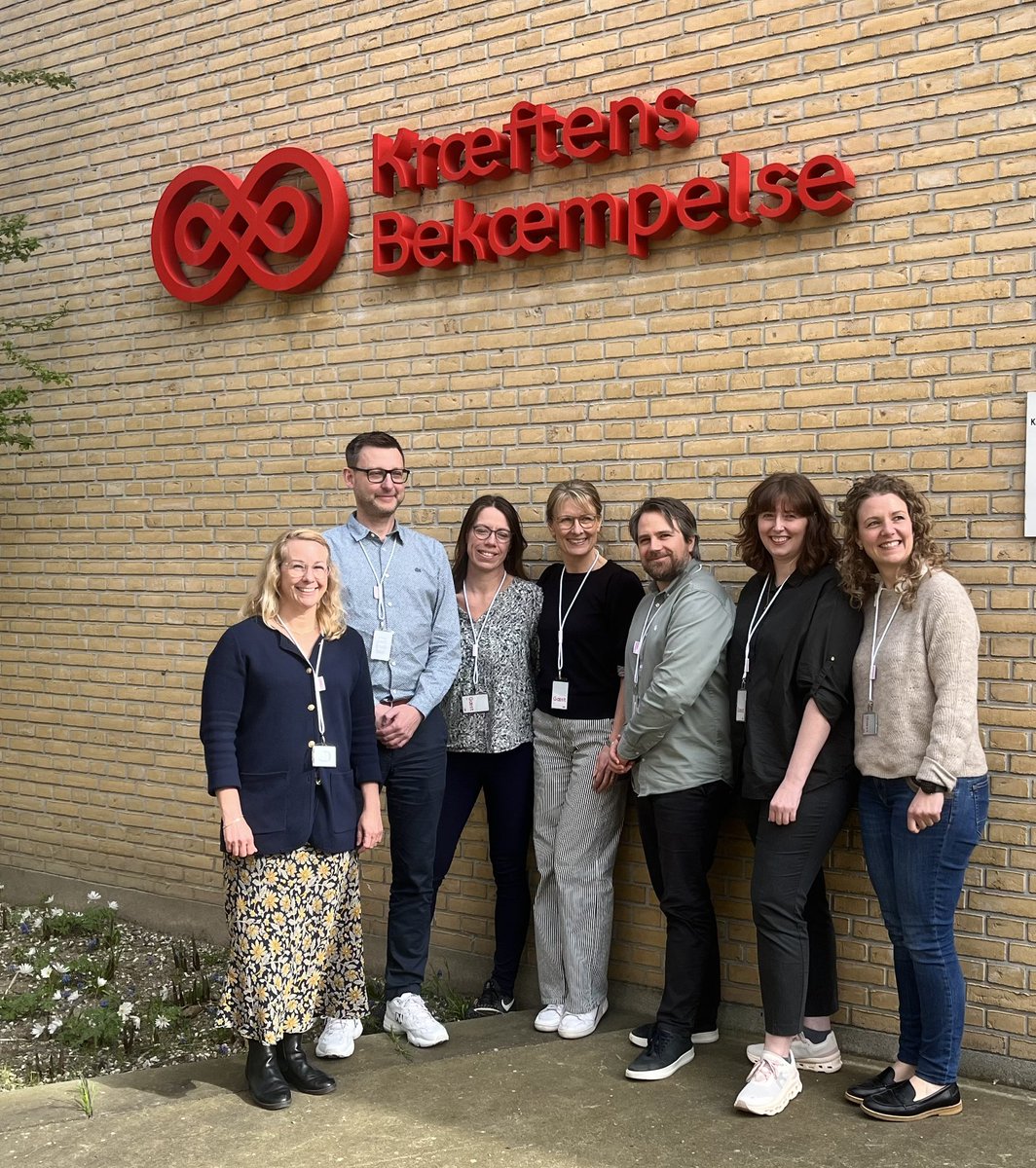 aphandersen's tweet photo. Så blev der også stiftet et nyt dansk selskab for geriatrisk onkologi, der skal arbejde for bedre kræftbehandling til ældre. Her ses den nye bestyrelse der blev valgt i dag
#dksund #dcccage @DcccAge https://t.co/mRNAduCeZp