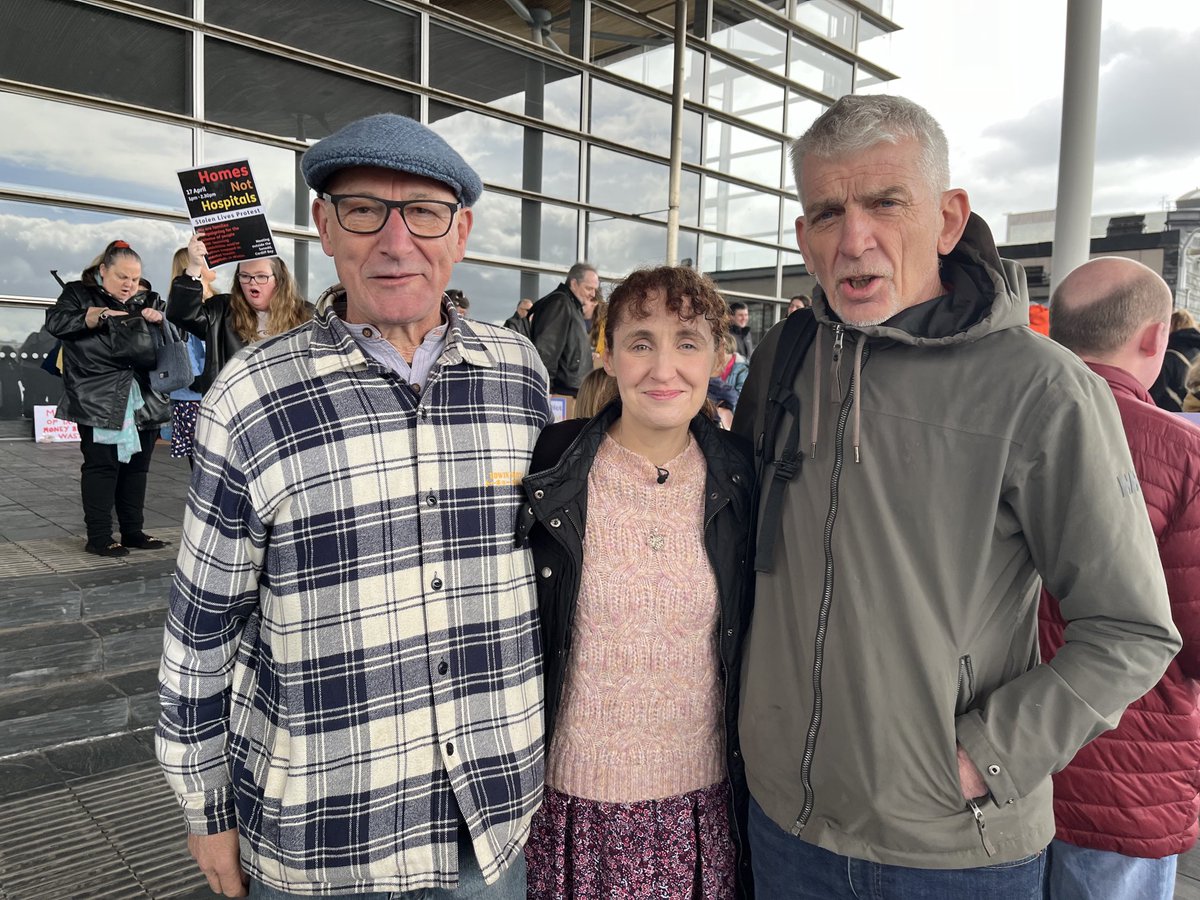 Proud to join the #StolenLives protest today outside the Senedd bringing focus on the shocking treatment of detaining people with learning disabilities in hospitals. Powerful & brave testimonies from ⁦@SophieHinksman1 #HomesNotHospitals