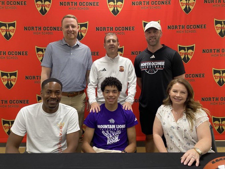 Congratulations to our State Champion PG @JustinPayne2024 for signing to play college basketball at Young Harris College today! We’re so proud of you JP and so excited to see you continue to do great things on and off the court at the next level! Once a Titan, always a Titan!