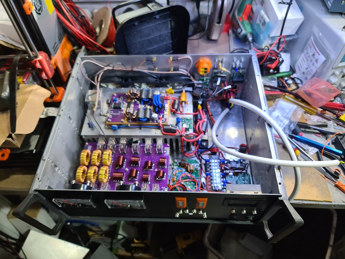 G0DDX's tweet photo. At least the Magic Blue Smoke did not escape on the first application of power. That's a good sign! Still got a lot more to do, but it's a good start. https://t.co/pH7QEp6BJL