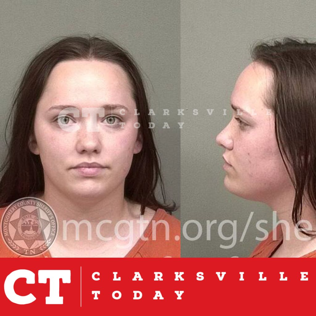 ClarksvilleTN's tweet photo. #ClarksvilleToday: Danielle Bryant assaults boyfriend after throwing away his flip-flops
https://t.co/7SAUS0LbZa
#ClarksvilleTN #ClarksvilleFirst #VisitClarksvilleTN https://t.co/G7hXLiQzmr