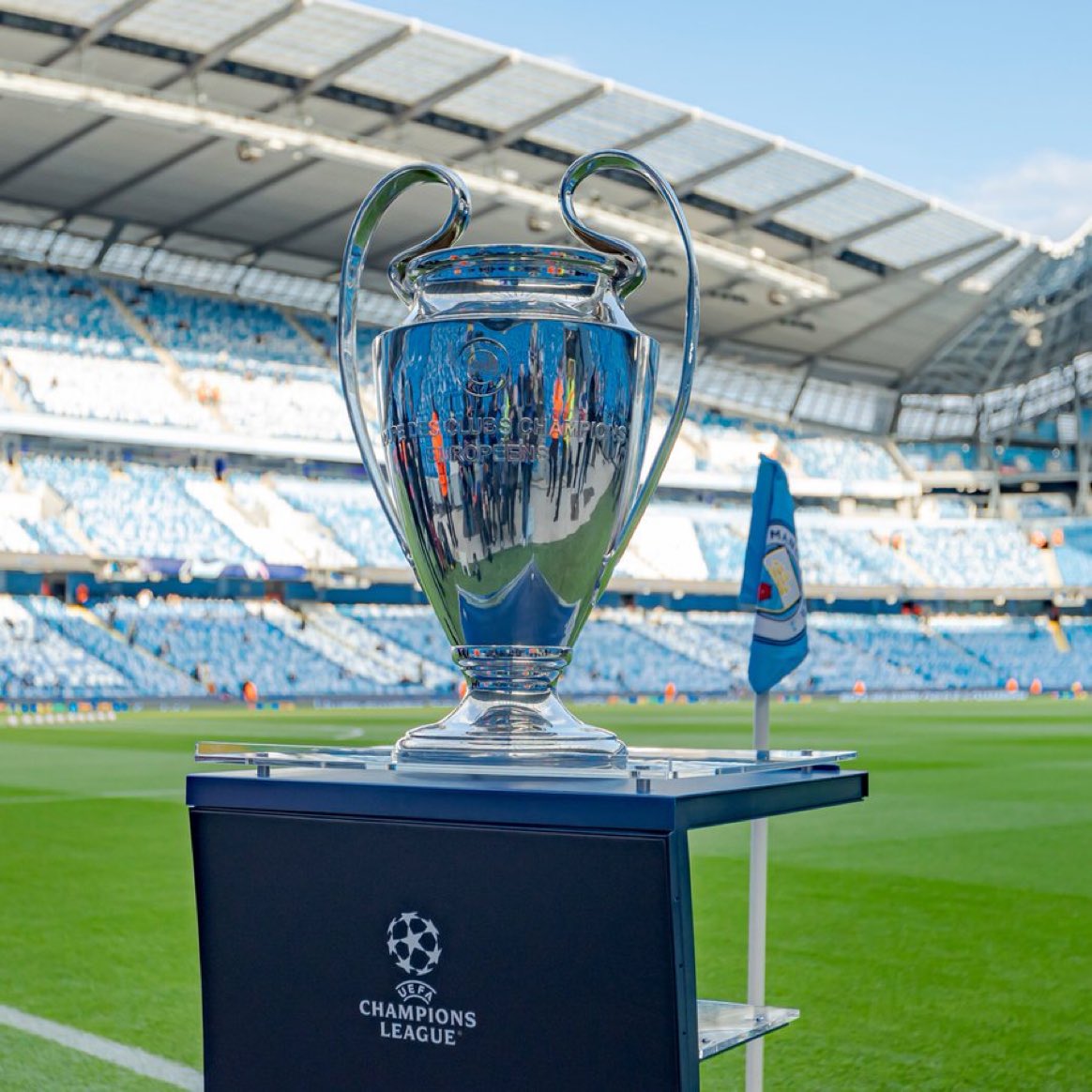 Man City will display their only UCL trophy to flex on Real Madrid who has 14 already. Ah Freshers ankasa smh😂😂😂