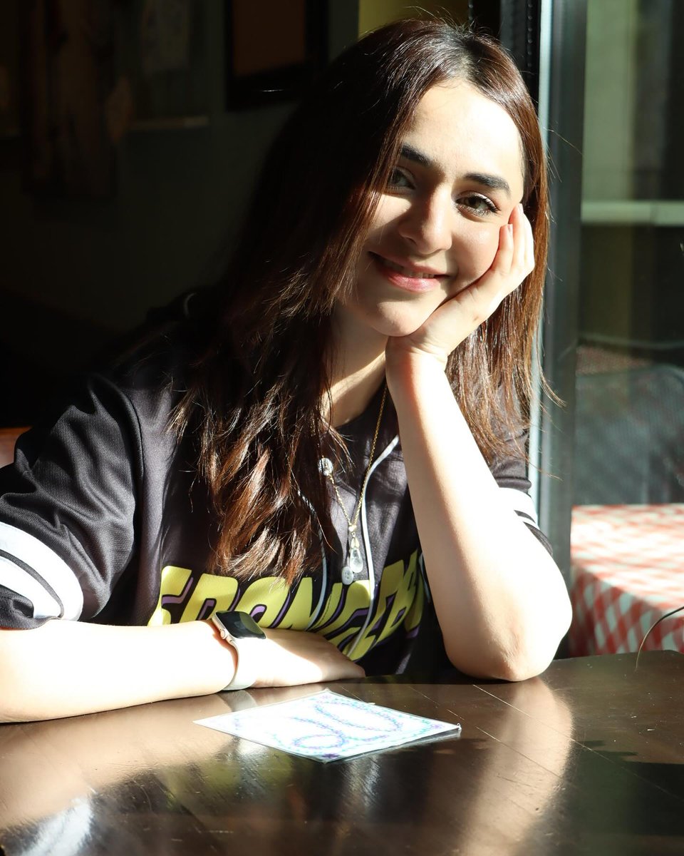 Jaanu baby🥺🤏

#YumnaZaidi