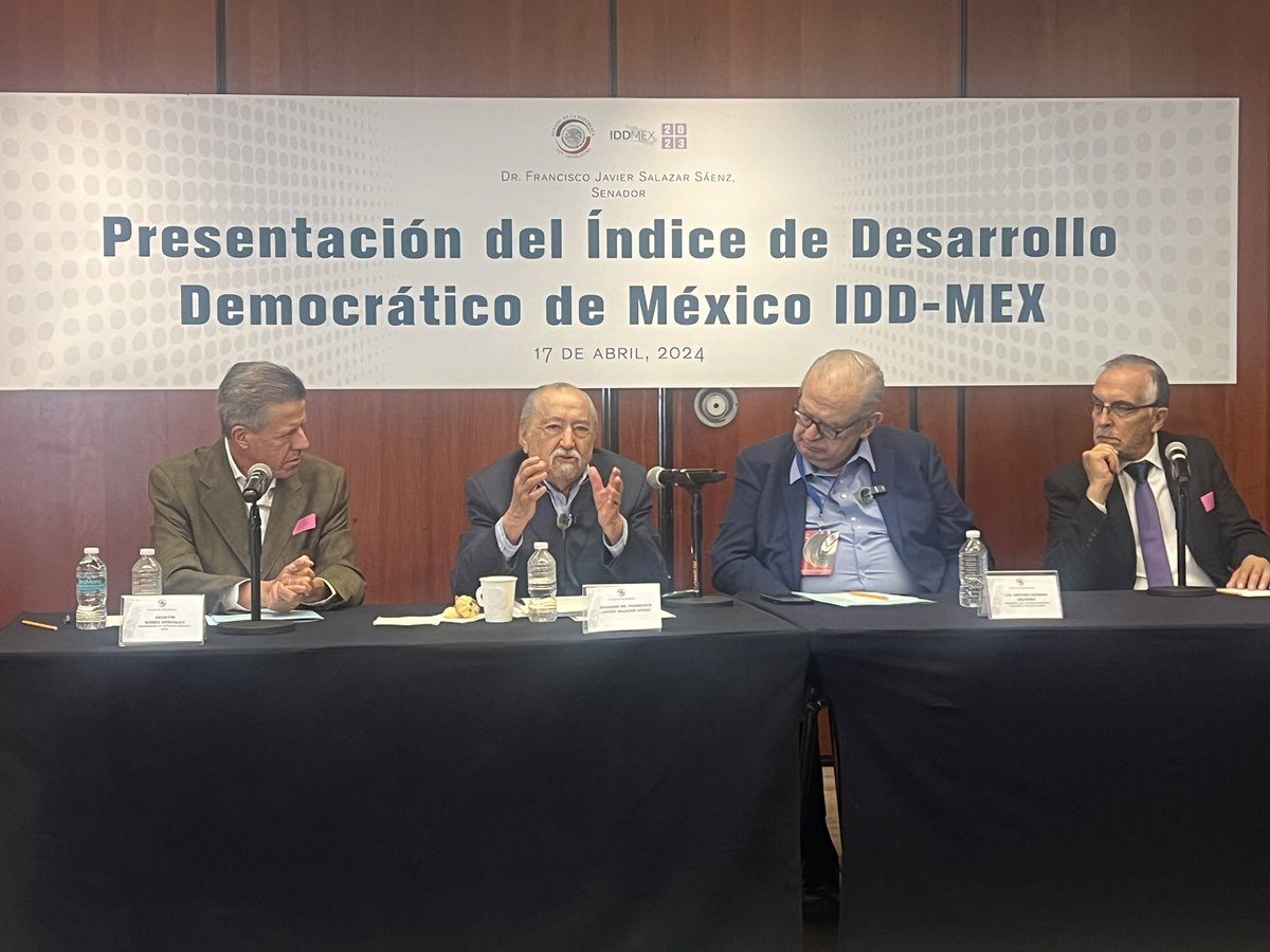 Presentación del  #IDDMEX #senado #cdmx. #QuintanaRoo con resultados positivos “su más importante salto histórico en su puntuación, ocupa por primera el tercer lugar del ranking nacional. Sube 20 lugares en el ordenamiento nacional, se ubica entre los cinco mejores de México”
