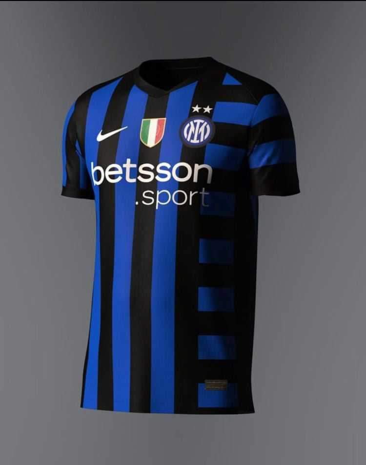 ⚫️🔵🐍🇮🇹⚫️🔵 
Leaked design for next season 
What do you all think? 
I’m not 100% convinced by it, but I think I like it 
#InterFamily #FCIM #IMInter #InterFans #ForzaInter  $INTER ⚫️🔵