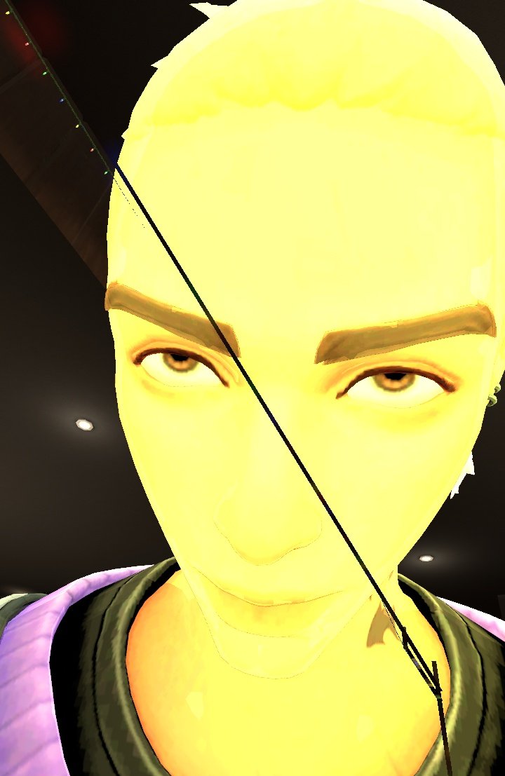 Me tryna see the brighter side of everything but all I get is blinded 💀