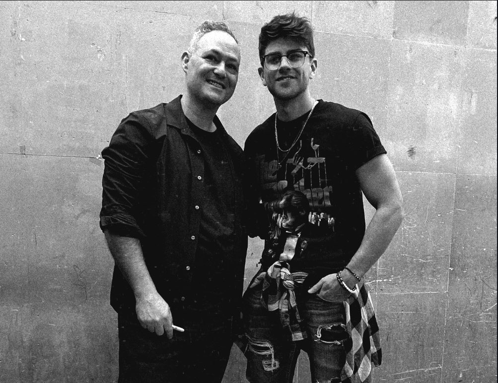 javierponce07's tweet image. No hay personajes buenos o malos, solo seres humanos complejos con motivaciones y emociones contradictorias. 😉 @strasberginstitute 🎭🎬 El Método de Lee Strasberg
#themethod #acting #technique #actor