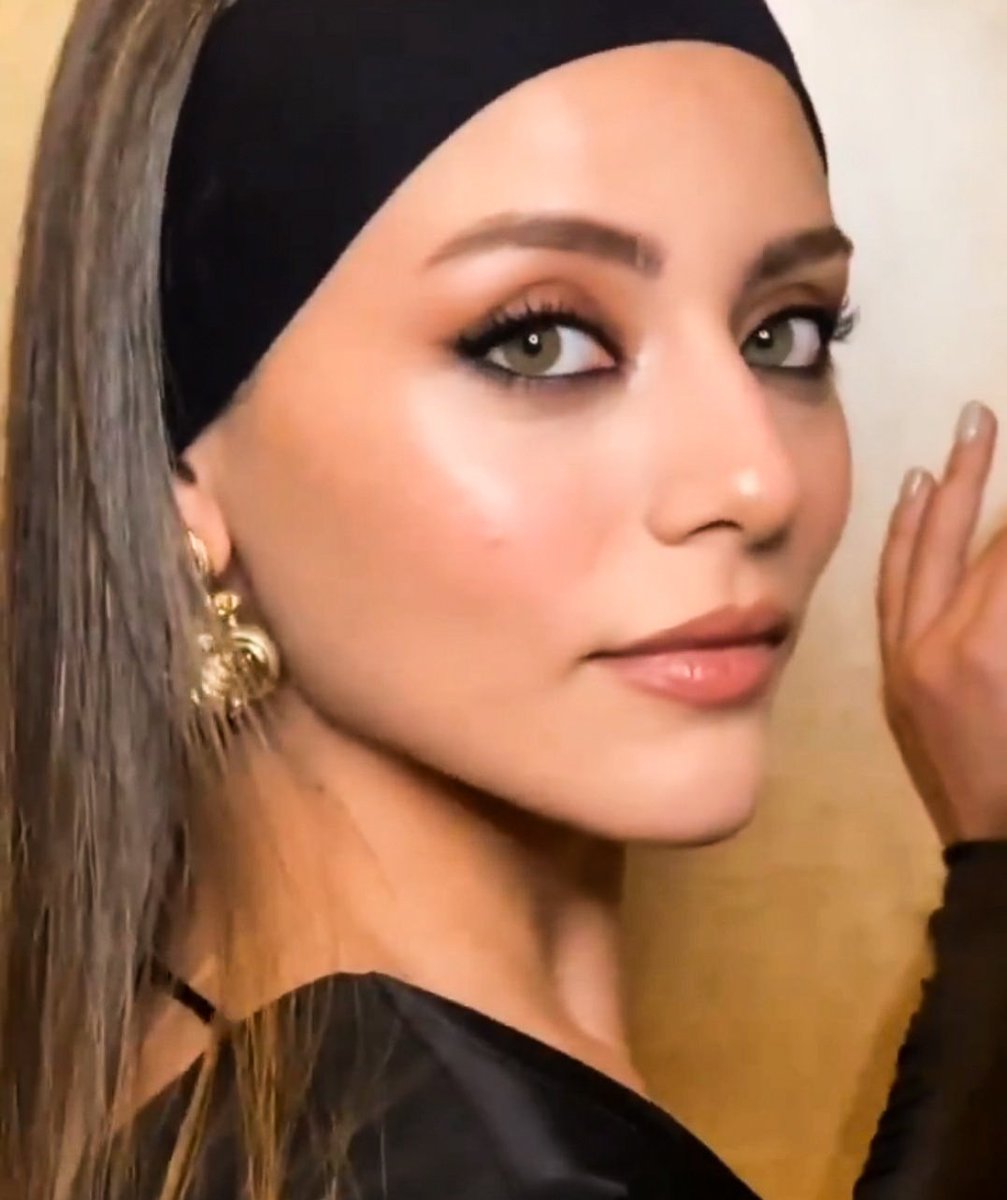 Ben bayılmışım 🥵😮

#SılaTürkoğlu