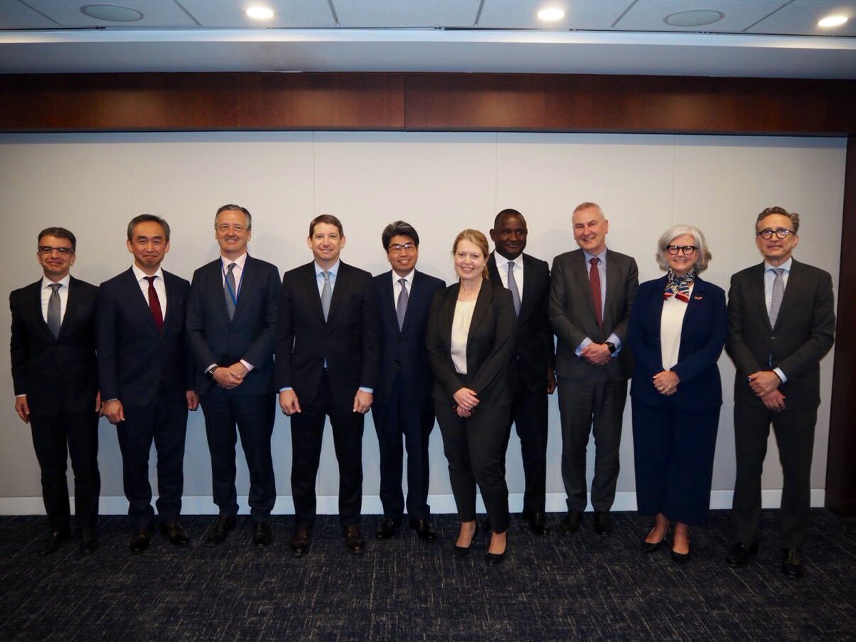 As part of World Bank week, I was excited to host my counterparts at G7 development finance institutions at @DFCgov today to discuss how we can bring our shared objectives to life.   Collaboration with our partners is key to maximizing collective impact and driving lasting change