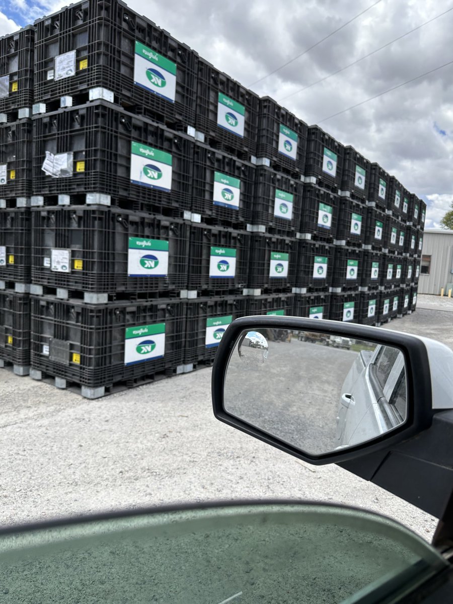 ScarbroughSkip's tweet image. Our stack of empties 10 days ago