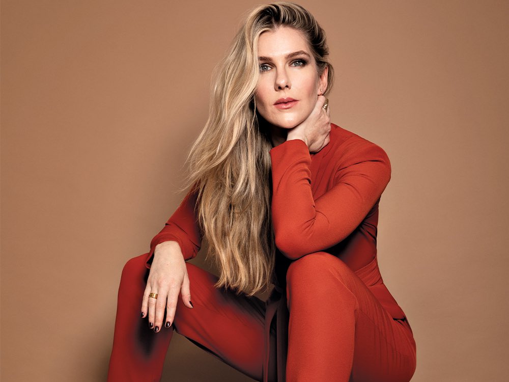 FilmUpdates's tweet photo. Jodie Turner-Smith, Lily Rabe and Phoebe Waller-Bridge join Margot Robbie and Colin Farrell in Kogonada’s ‘A BIG BOLD BEAUTIFUL JOURNEY.’

(https://t.co/z50xhCUAXF) https://t.co/60KLx7GINO