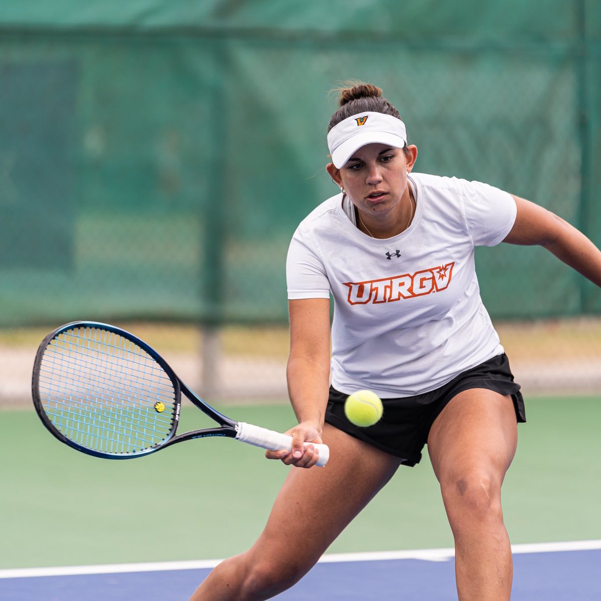 UTRGVWmnsTennis's tweet photo. Getting ready for tomorrow 🤩

☝️day left before we host the @wacsports Tennis Tournament in Harlingen at the HEB Tennis Center at Pendleton Park!  

#RallyTheValley #UTRGV #WACwten https://t.co/u7vVQmI1Vq