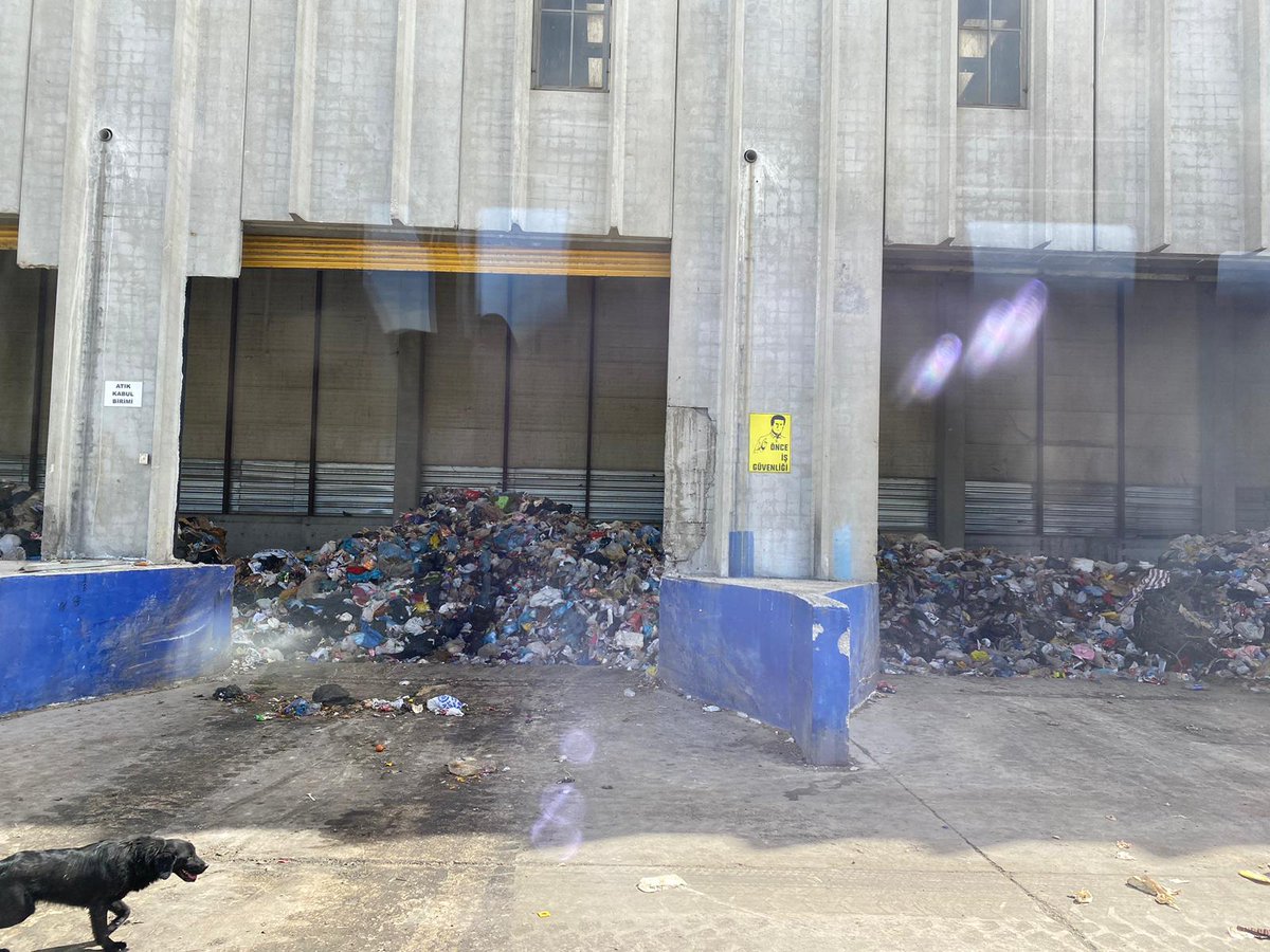 Çevre Eğitimi ve İklim Değişikliği projesi kapsamında Kaşınhanı katı atık tesisine gezi düzenlenmiştir.
<a href="/tcmeb/">Millî Eğitim Bakanlığı</a> <a href="/meb_dhgm/">Destek Hizmetleri Genel Müdürlüğü</a> <a href="/omurfatih/">Ömür Fatih Karakullukçu</a> <a href="/ozkan_meb/">Özkan AVCI</a> <a href="/gokhanmurat1/">Murat YİĞİT</a> <a href="/AynrTurkoglu/">Aynur Türkoğlu</a> <a href="/konyamem/">Konya İl MEM</a>