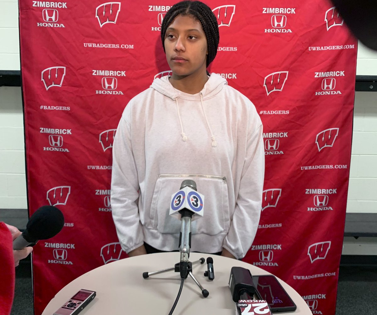 The MVP of the #WomensWorlds is back in Madison! “I learned that I can rise to the occasion. It was my first time there, but it’s no reason be shy, to hold back” More from @BadgerWHockey’s Laila Edwards tonight on @WISCTV_News3 / @fox47madison