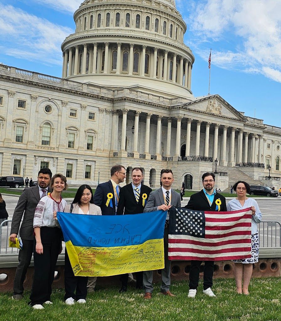 UDS has been in Washington DC for the past week meeting with representatives and advocating for more Ukraine aid at the #UkraineActionSummit. One thing we've learned: calling your reps WORKS. They love to hear from constituents! Thank you all for your support! #СлаваУкраїні!