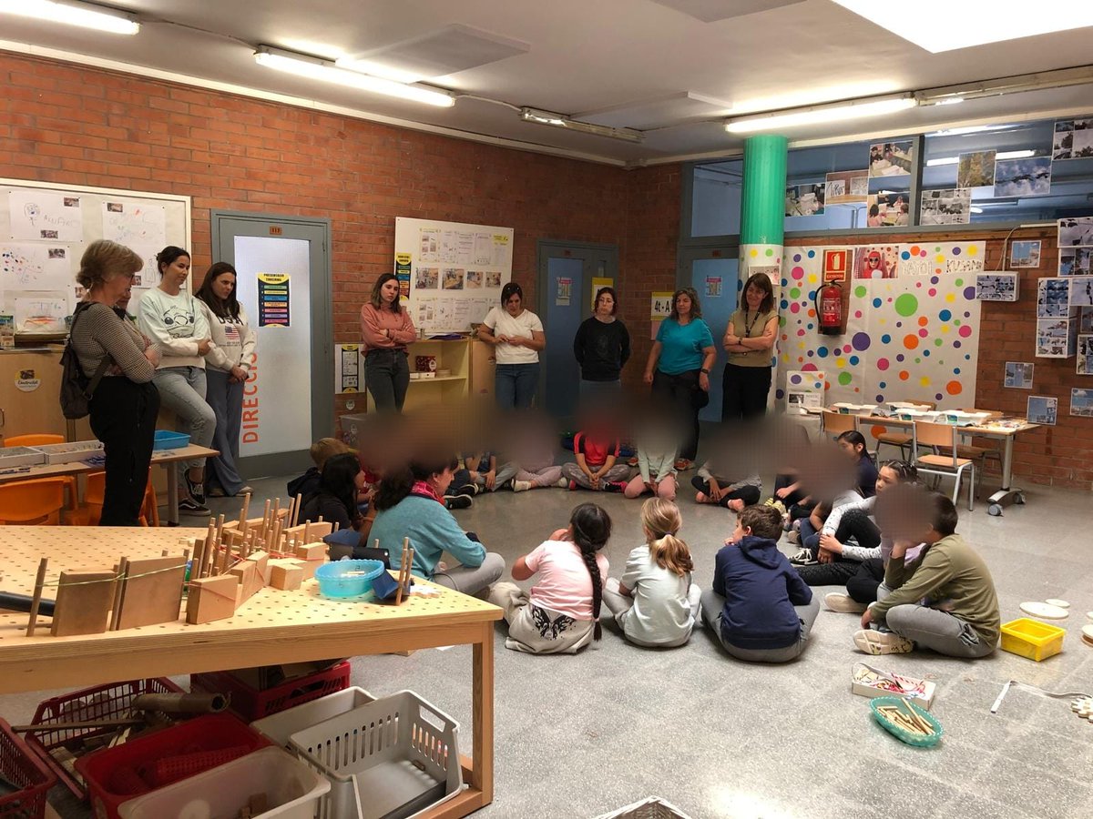 Escola Els Vinyals tweet media